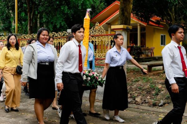แห่เทียนพรรษา